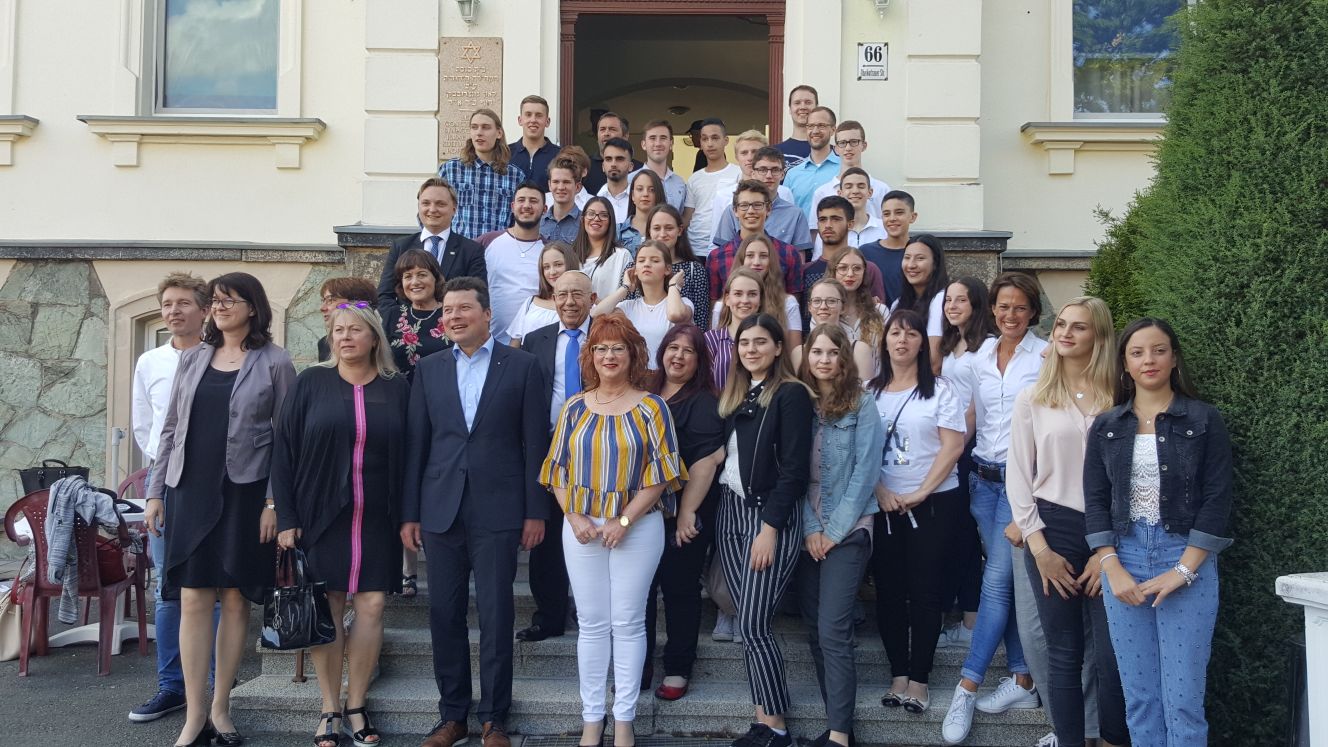 Bild für Für Lehrkräfte und Schulleitungen